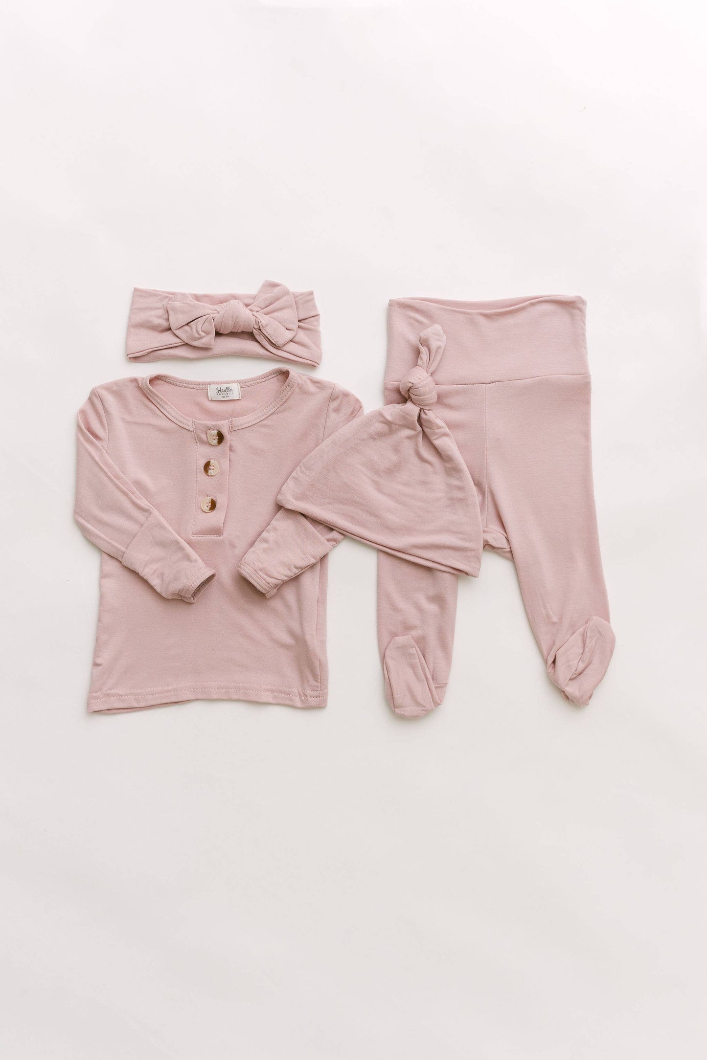 Top & Bottom Baby Outfit W/ Hat & Headband